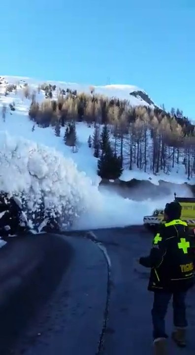 Autre angle de la coulée de neige incroyable Combe de la Leisse Glacier (Tignes)