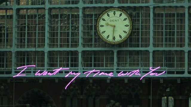 Londres: une oeuvre d'art anti-Brexit à la gare de St Pancras