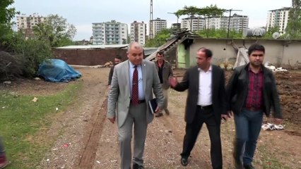 Öğrencilerden ihtiyaç sahibi ailelerin evine bakım onarım desteği - DİYARBAKIR