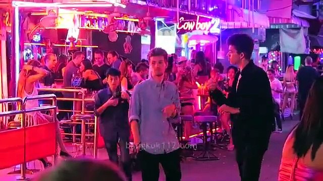 Soi Nana and Soi Cowboy Football Night - Bangkok Vlog 32