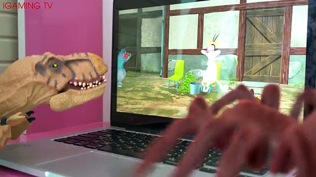 SHARK VS DINOSAURS REAL LIFE GIANT CREEPY SPIDER HUGE TOYS ATTACK