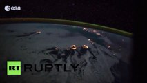 Espectacular paseo espacial nocturno desde las islas Canarias hasta el norte de Italia