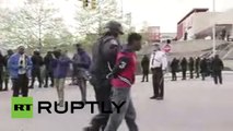 Disturbios en Baltimore: Gases lacrimógenos, saqueos, enfrentamientos, incendios y heridos