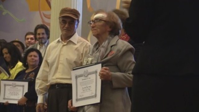 Estudiantes chilenos asesinados durante la dictadura reciben título póstumo