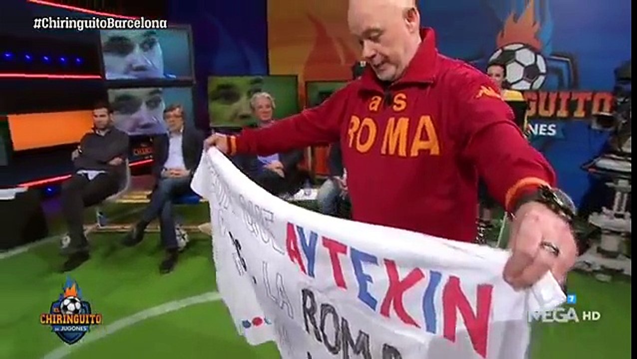 Alfredo Duro cantando tras la debacle azulgrana