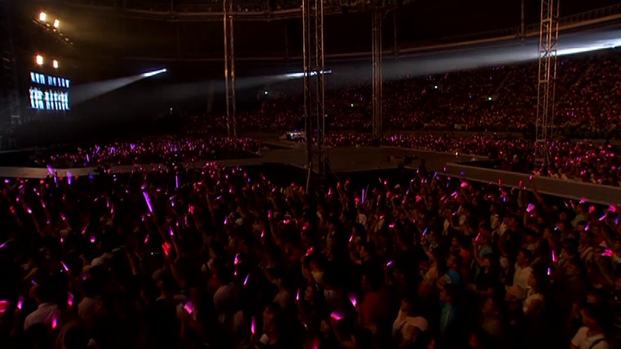 SNSD - Snowy Wish [2011 Girls' Generation Tour]