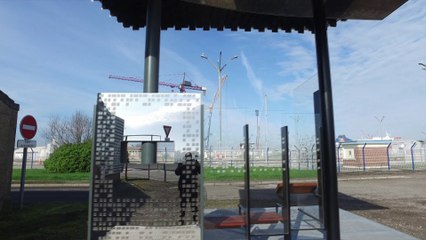 Actus : Debut de l'installation des auvents en centre ville - 12 Avril 2018