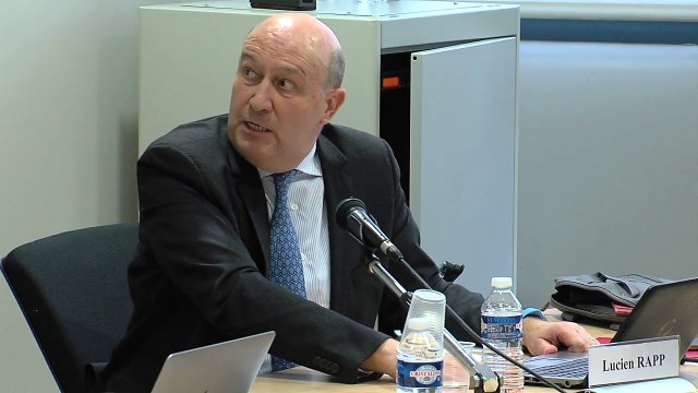 IFR_La confiance_05 - Economie et Droit (Présidence : O. BROSSARD, Directeur de l’Institut de Sciences Po Toulouse ; M. AGLIETTA, Paris X, membre de l’IUF ; dialogue avec V. Dussart et L. Rapp, UT1 Capitole)