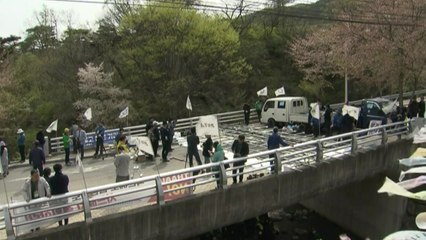 사드 기지에 트레일러만 진입 합의...큰 층돌 피해 / YTN