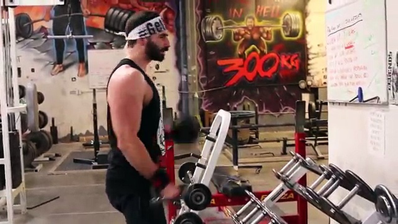 What Your Bicep Curl Says About You