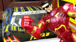 Peppa Pig George e Papai Pig Compram Van Homem de Ferro Hulk Brinquedos Em Português