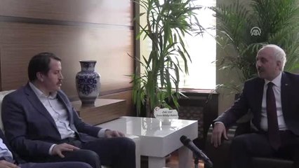 Eğitimciye Şiddet Yönelmişse Toplumun Geleceği Tehdit Altında Demektir"