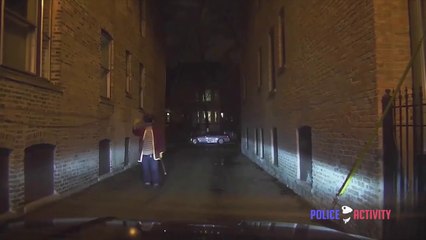 Un étudiant s'en prend à des policiers avec une barre de fer et il va le regretter