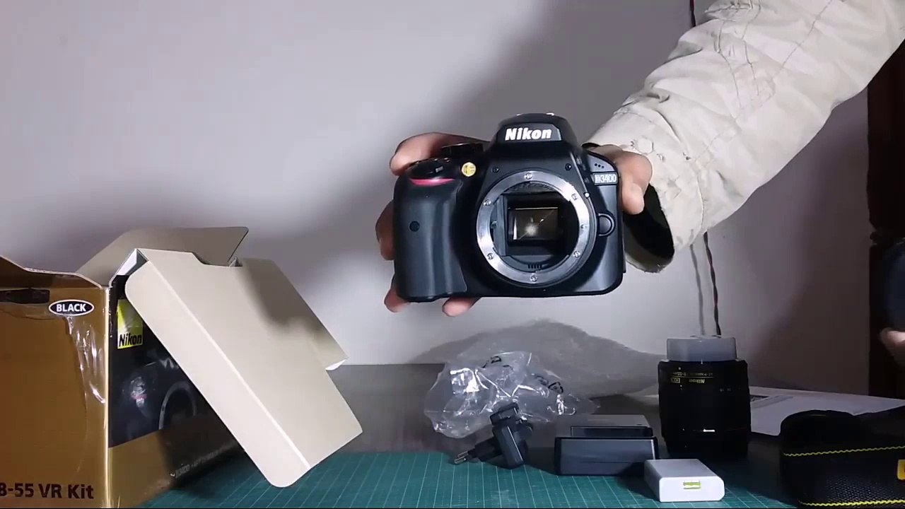 Nikon D3400 Full Unboxing Urdu, Hindi & English CC