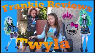 Monster High | Frankie Reviews Twyla Boogeyman - Creative Princess