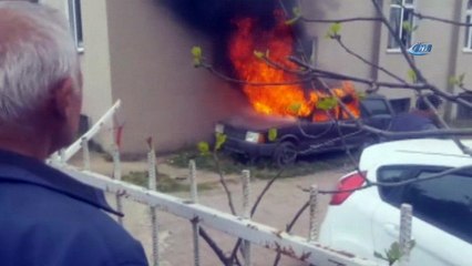 Hurdaya ayrılan resmi araç alevlere teslim oldu