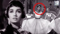 Sadhana Played A Chorus Girl In Mud Mud ke Na Dekh Song