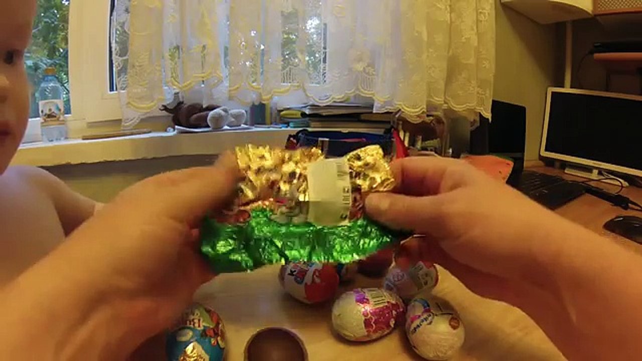 Открываем Шоколадные яйца Киндер Сюрприз, Пчелка Майя, Чупа-Чупс, Маша и медведь, ВинниПух и другие
