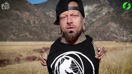 Cet homme atrophié des 2 bras est un bel exemple