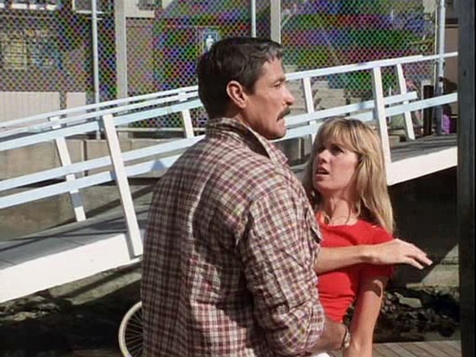 Riptide 1x08 The Hardcase