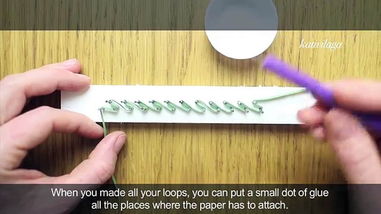 Quilled wheat strand - Epis de blé en quilling - Espigas de trigo laminados de papel