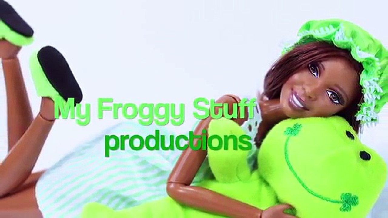 How to Make a Doll Sofa 3 - Doll Crafts