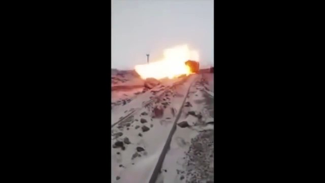 Recent Ufo Sighting Caught On Mobile Camera From Area 51!! Viral Evidence Of Unsolved Mystery!!