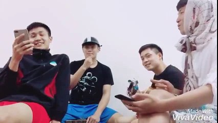 Hậu vệ Bùi Tiến Dũng diễn vai nàng bánh bèo hút trăm nghìn lượt xem