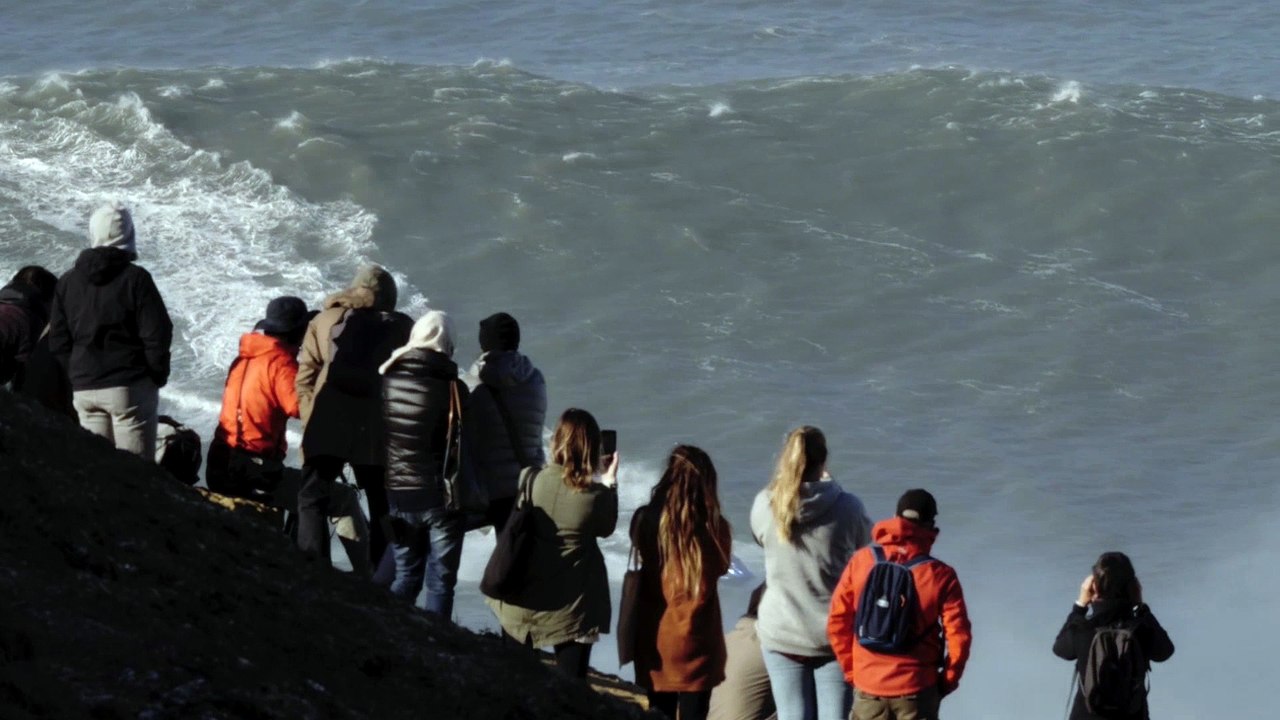 Adrénaline - Surf : Les plus gros wipe-outs de l'année des Big Wave Awards