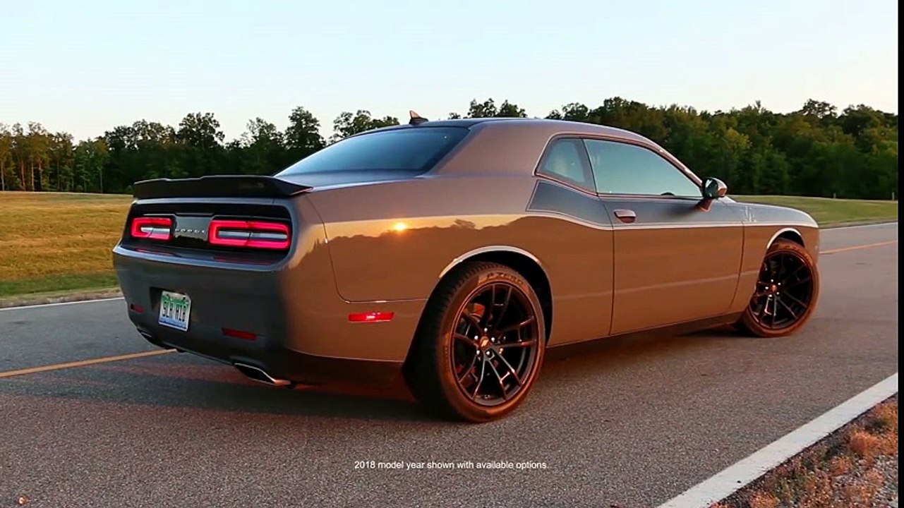 Near DuBois, PA - 2018 Dodge Challenger Auto Dealer