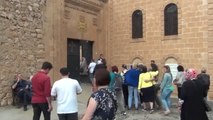 Midyat'ta Avrupa'dan Turist Sevinci