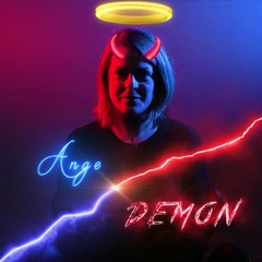 Ange ou Démon ?  Pauline KOEHL au Live Up Comedy