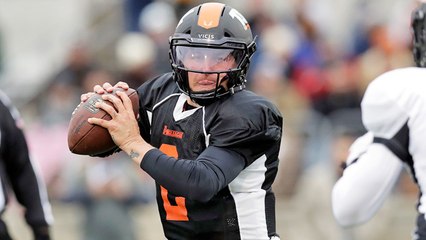 Johnny Manziel rushes for two touchdowns in Spring League game