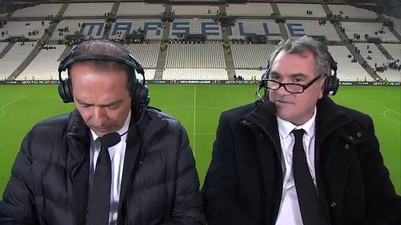 Le commentateur de sportif Denis Balbir insulte les joueurs de Leipzig hors antenne.