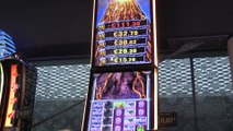 Info / Actu Loire Saint-Etienne - A la Une : Traditionnellement journée de la chance, les Casinos font le plein pour le Vendredi 13 !