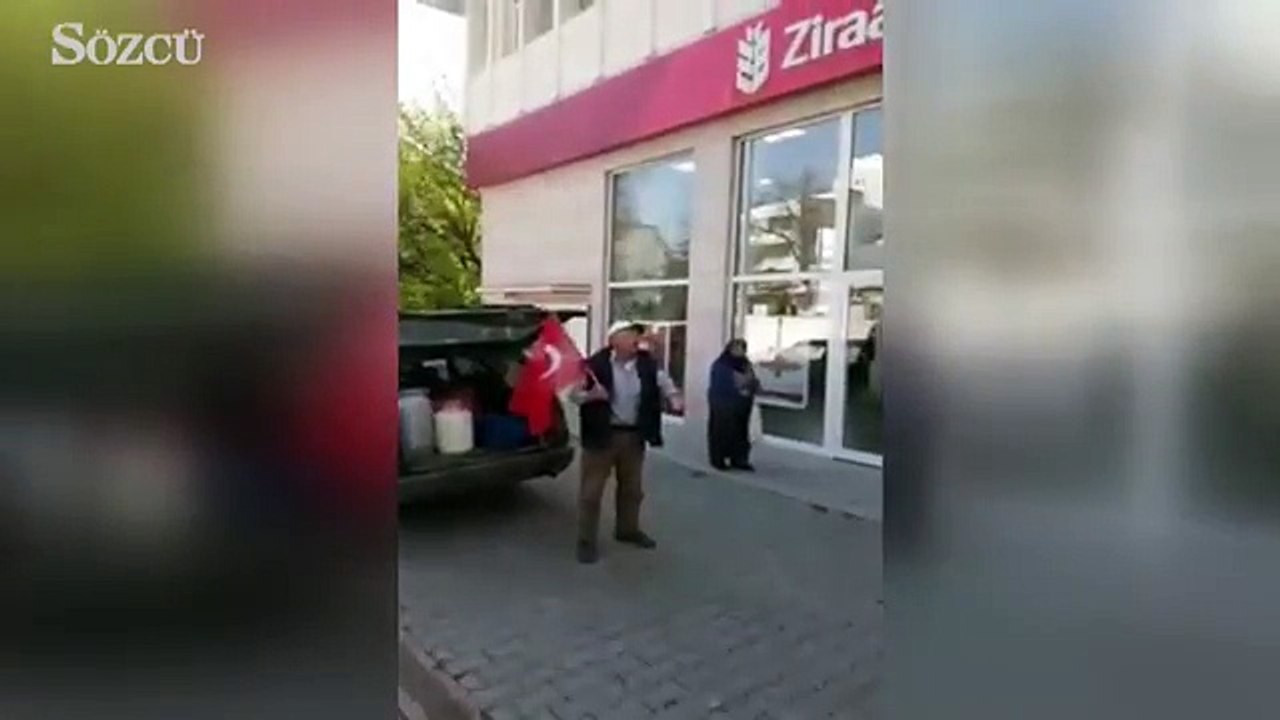 çiftçinin banka önünde isyanı
