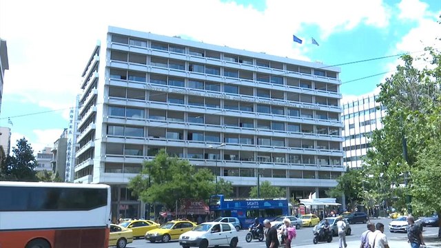 Atenas: refugiados em risco de irem para a rua