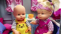 Aventuras de las Bebés Nenuco Hermanitas Traviesas en la Autocaravana Our Generation
