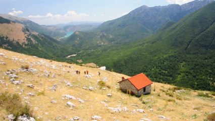 DOM.30-7-17- TRAVERSATA DELLE DUE CIME DEL MONTE MARSICANO E DELLA CIMA DEL FORCONE NEL PARCO NAZ,D' ABRUZZO.