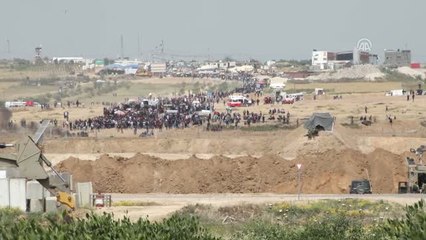 Gazze Sınırındaki Gösteriler - El