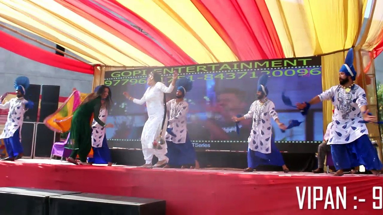 BLACK PANTHER BHANGRA GROUP TM ---- LIVE MODELES   PERFORMANCE