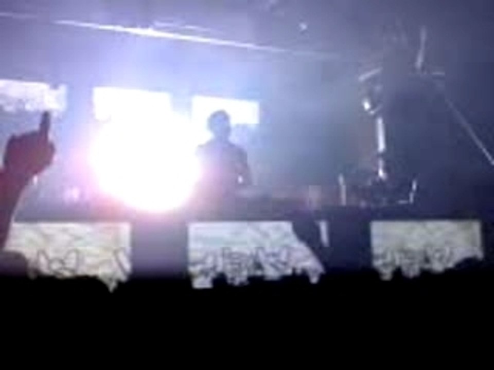 Eddie Halliwell @ Lima *hey girl hey boy*