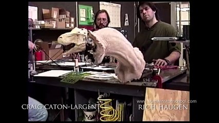 JURASSIC PARKs Spitter - Building the Dilophosaurus Dinosaur puppet