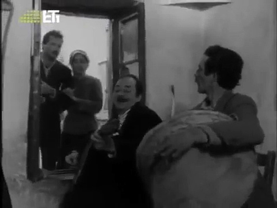 Ο φωτογράφος του χωριού E04