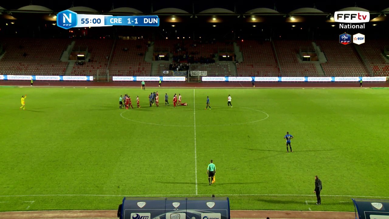 Carton Rouge pour OUMAR POUYE pour un mauvais geste. Créteil se retrouve à 9.