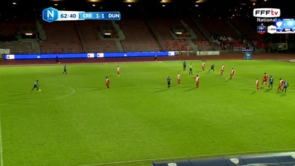 Coup franc bien combiné mais la balle est saisie par LIGALI.