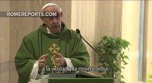 El Papa llama hipócritas a quienes reducen el cristianismo a casuística