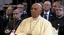 El Papa Francisco reza ante la Virgen Negra de Czestochowa