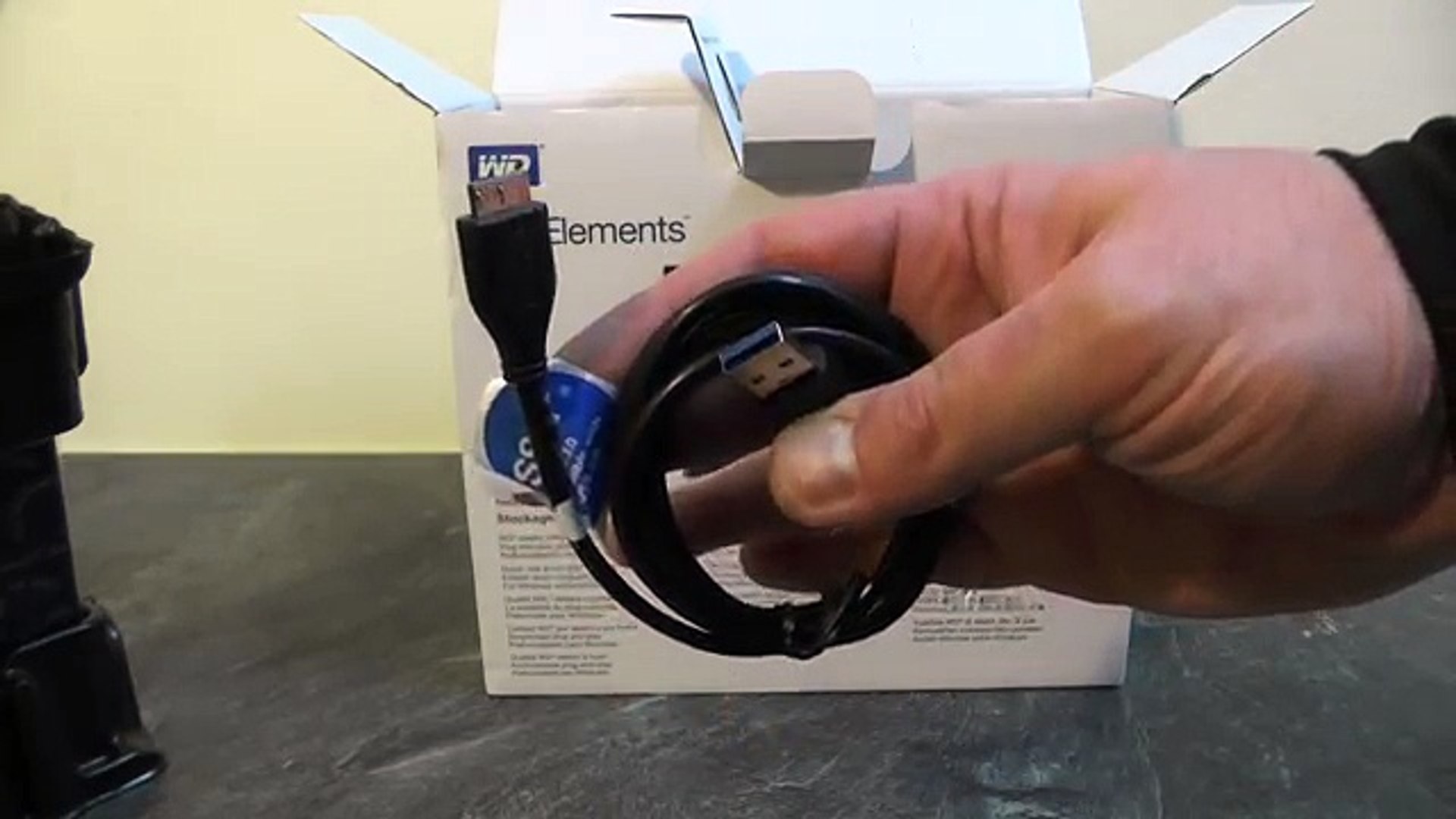 ⁣WD Elements Desktop 5TB - Unboxing & speed test