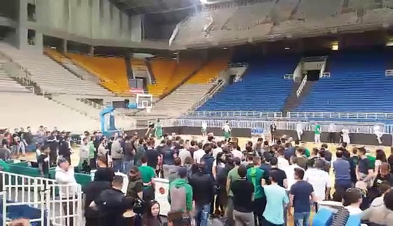 επίσκεψη κόσμου στο ΟΑΚΑ #leoforos